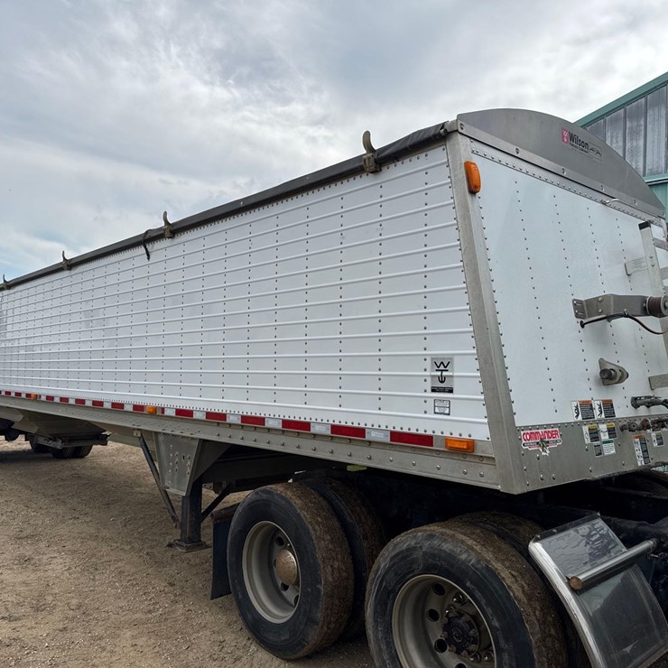 2011 WILSON GRAIN TRAILER