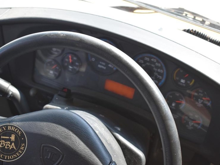 2012-ic-bus-ce-image-30
