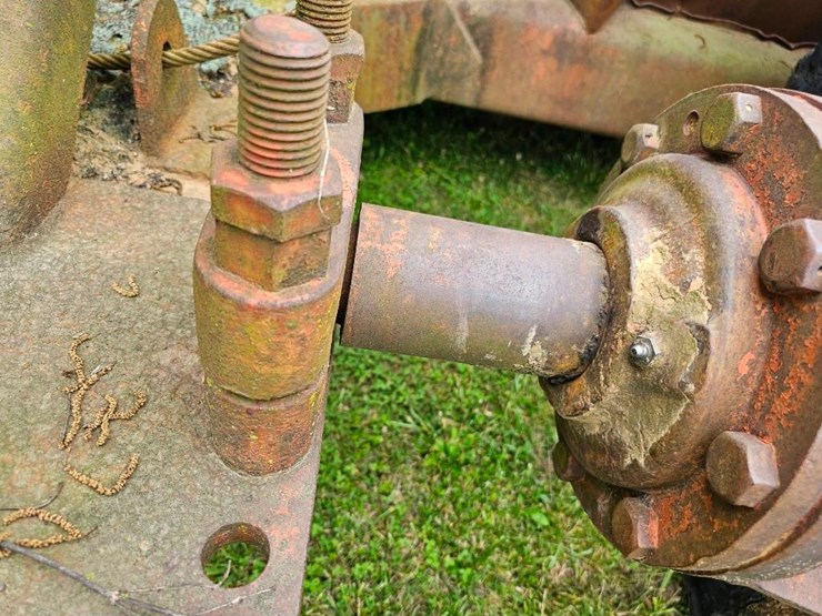 caterpillar-d7-image-53