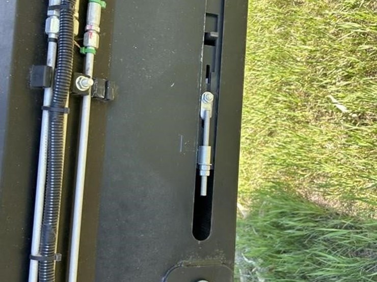 2019-mac-don-fd145-image-39