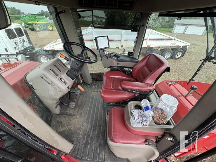 2014-case-ih-steiger-500-quadtrac-image-11
