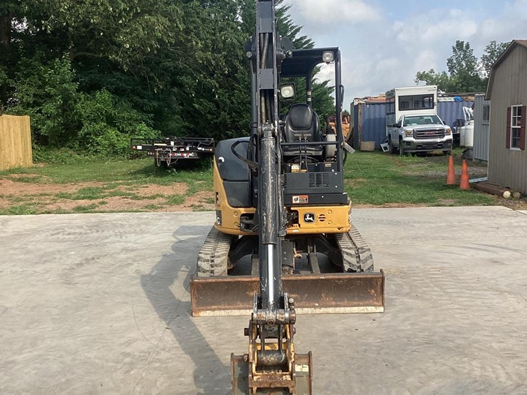 2017-deere-35g-image-9