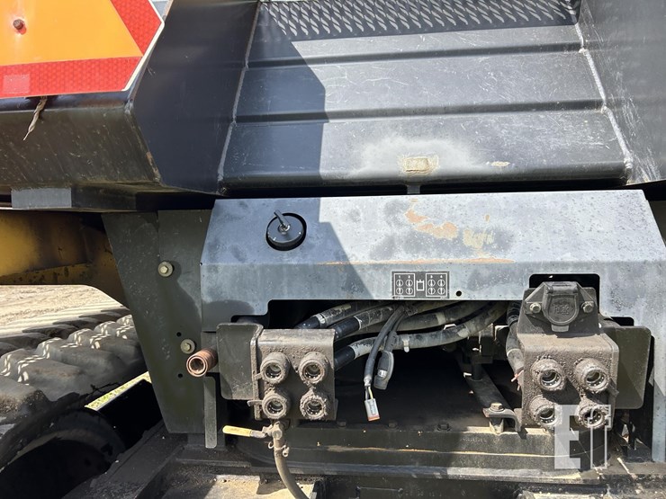 1997-caterpillar-ch85d-image-43