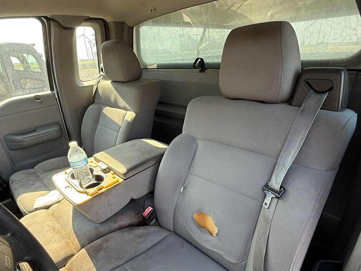 2004-ford-f150-image-28