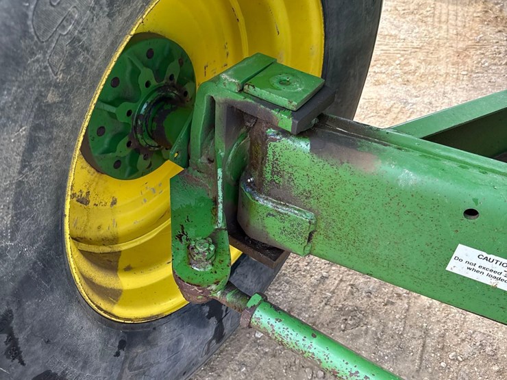 1996-demco-525bu-gravity-wagon-image-27