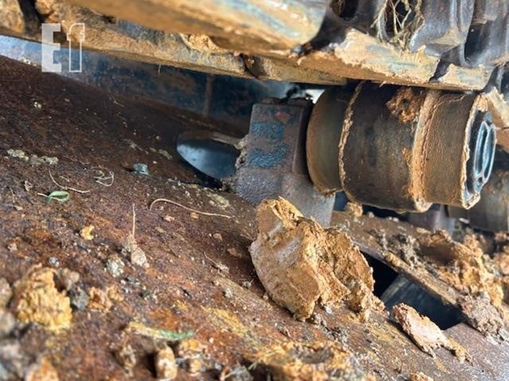 2014-deere-160g-lc-image-34