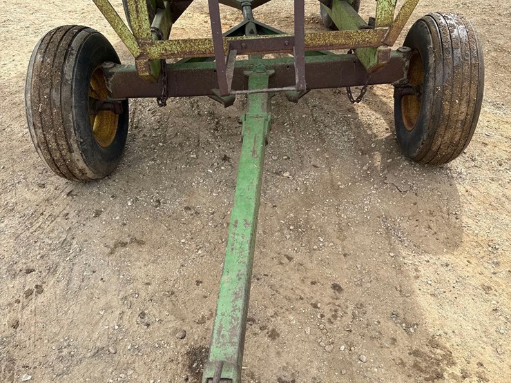 parker-200bu-gravity-wagon-image-22