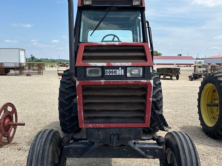 case-ih-2096-image-2