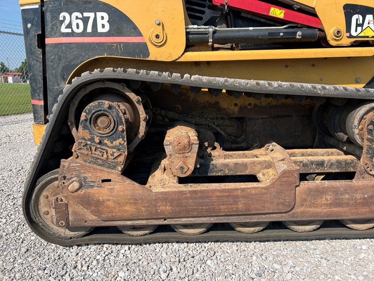 2007-caterpillar-267b-image-12