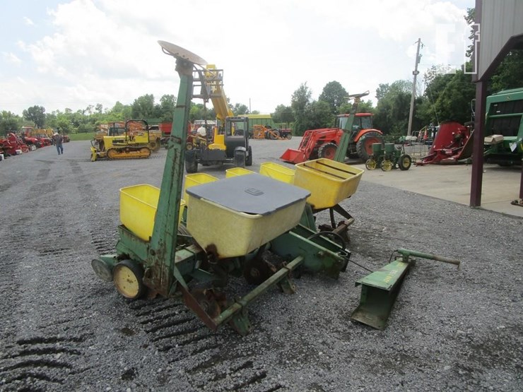 john-deere-7000-image-2