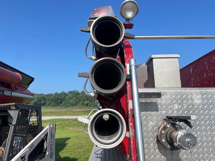 #1017-•-1985-retired-firetruck-(has-wi-title)-image-10