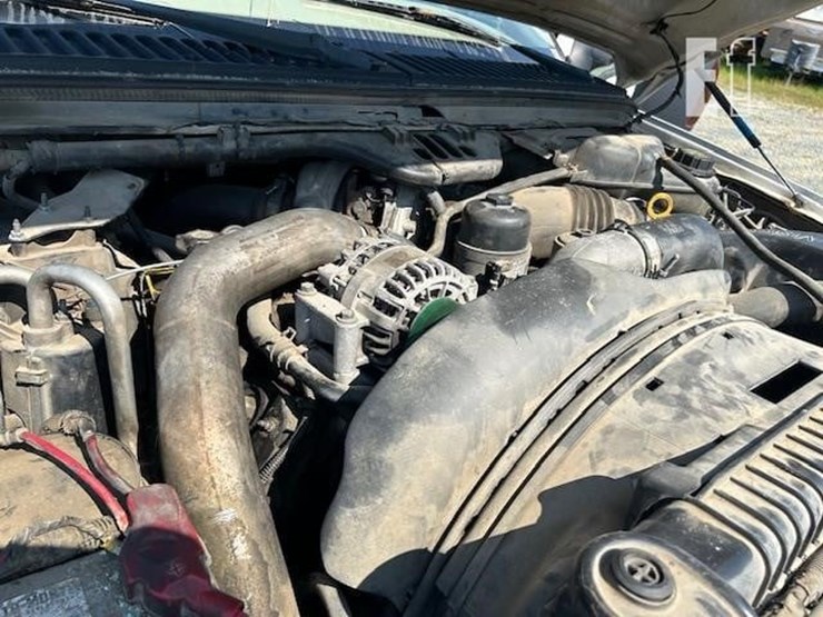 2006-ford-f350-image-15