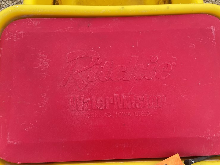 #1832-•-ritchie-watermaster-heated-waterer-image-14