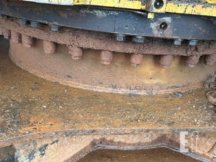 2002-caterpillar-320c-image-36