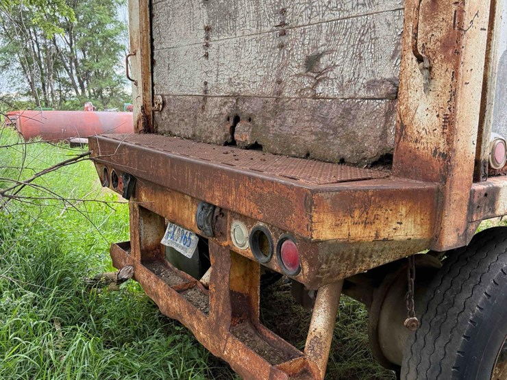 8ft-x-22ft-generator-trailer-image-18