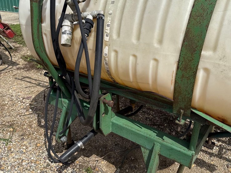 3pt-sprayer-with-booms-image-17