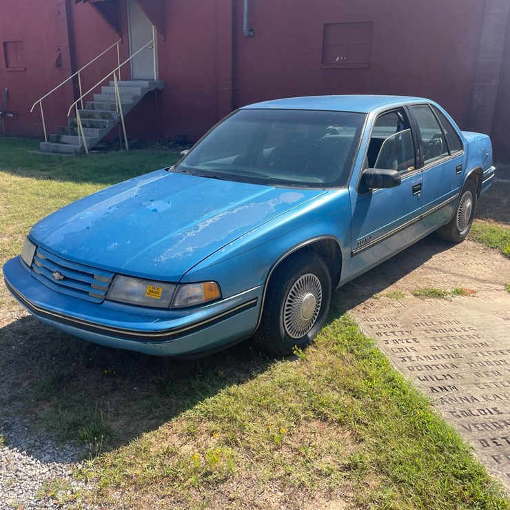 #1474 • 1992 Chevrolet Lumina Sedan 2G1WL54T6N9202754