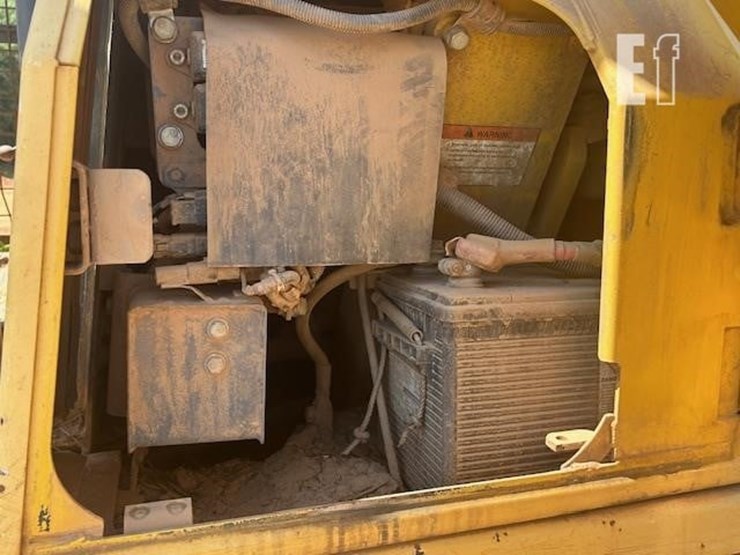 2006-komatsu-d65ex-15e0-image-30