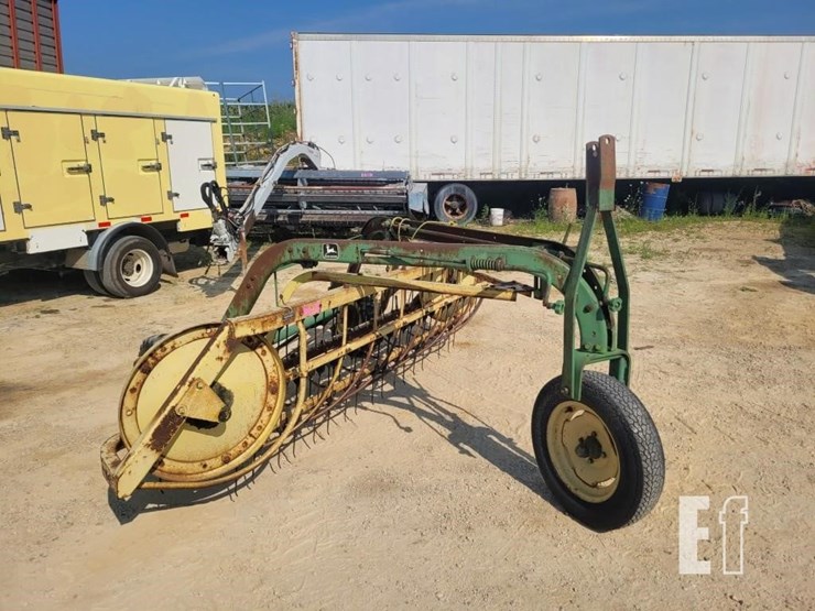 john-deere-660-image-2