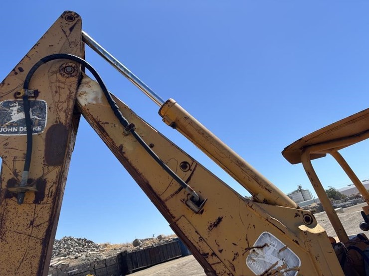 deere-510d-image-18