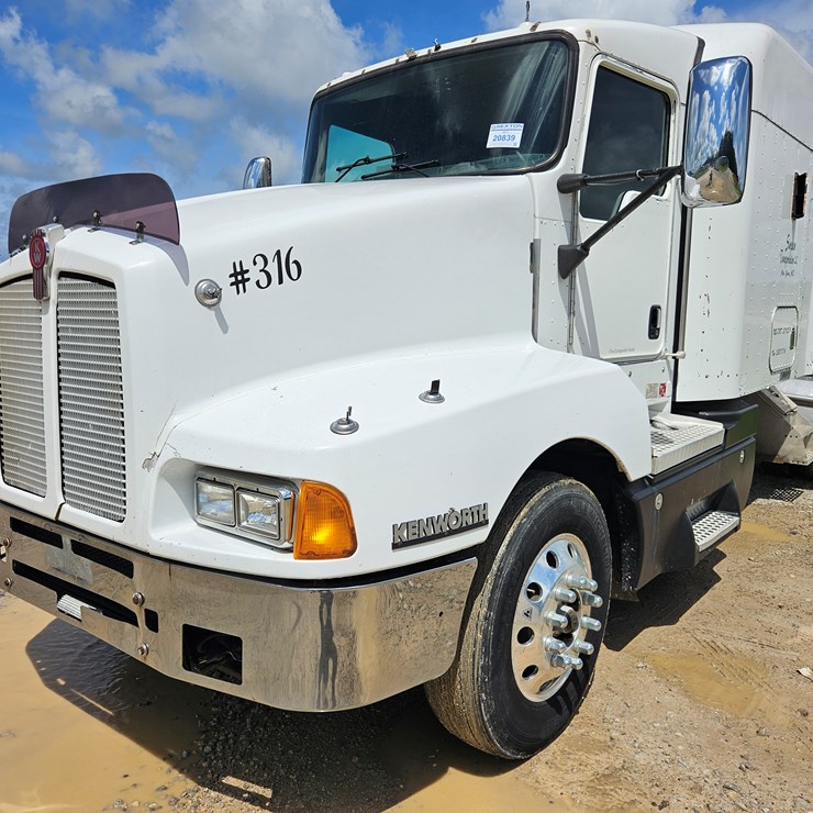 2005 KENWORTH T600