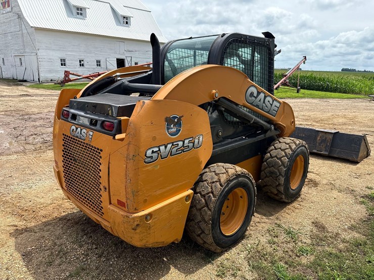 2013-case-sv250-image-3