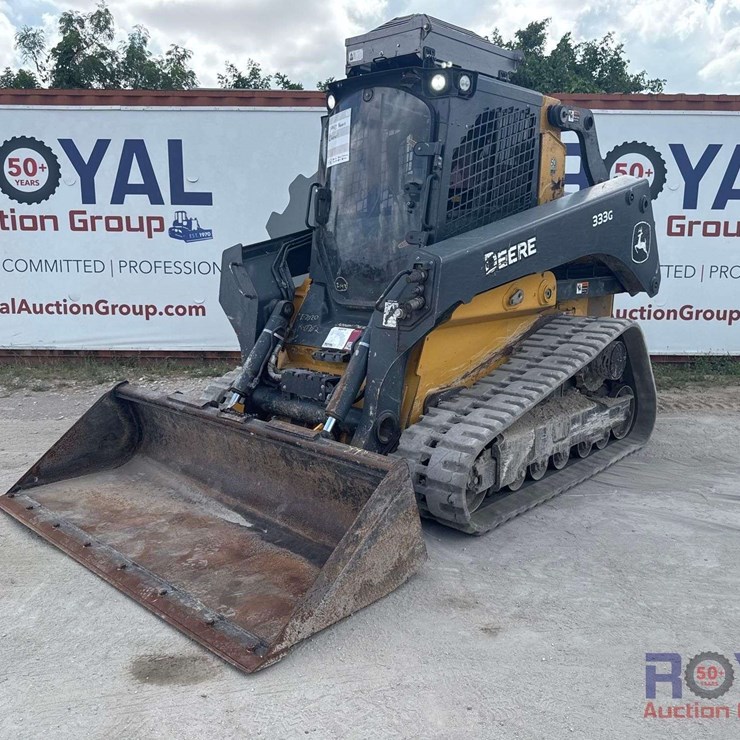 2021 DEERE 333G