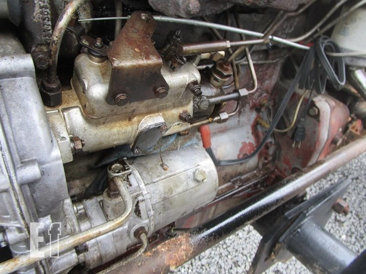 massey-ferguson-165-image-4
