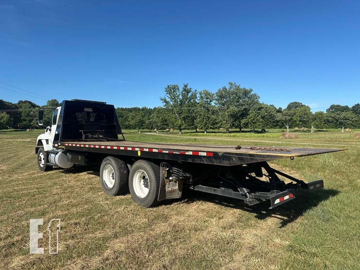2019-international-workstar-7400-image-6