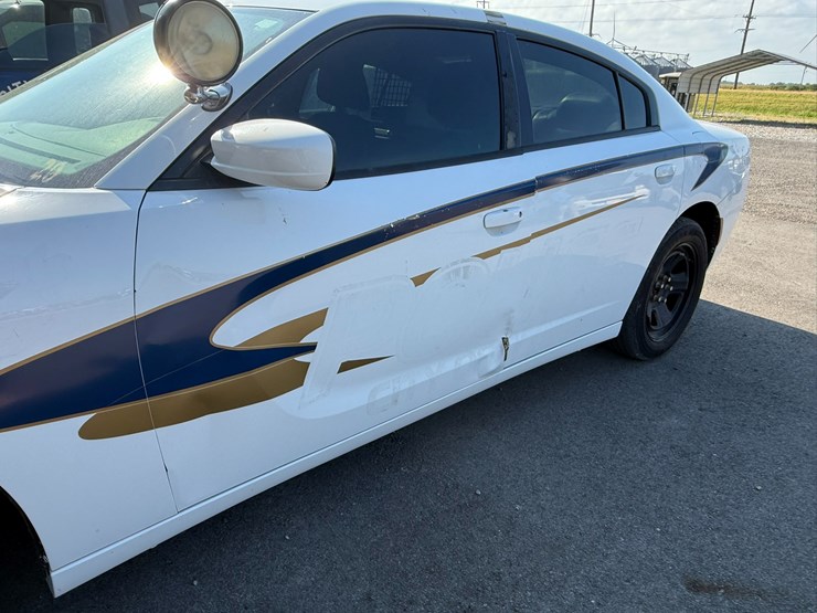 #26458-•-2018-dodge-charger-sedan-2c3cdxat6jh212440-image-16