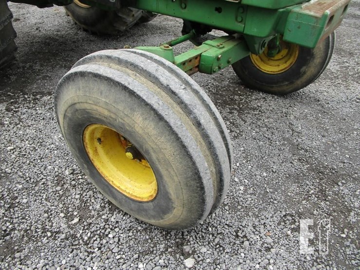 john-deere-4440-image-22