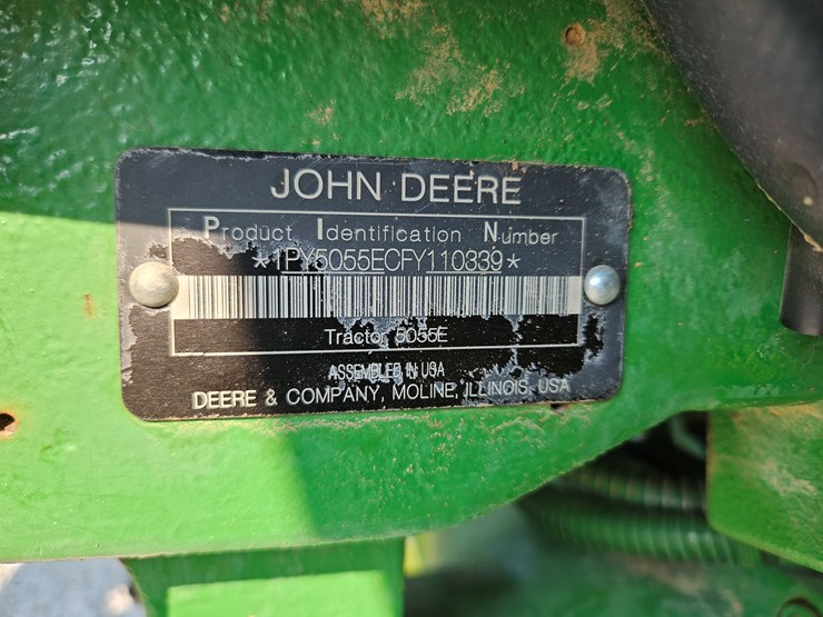 2015-john-deere-5055e-image-8