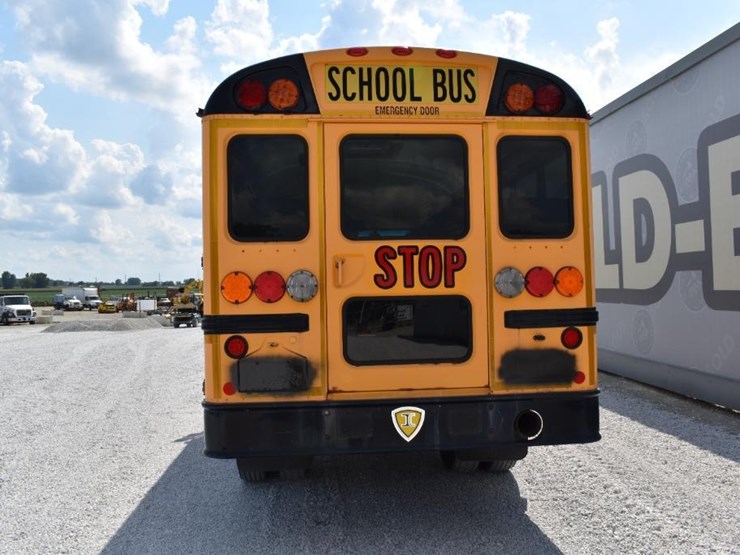 2012-ic-bus-ce-image-13