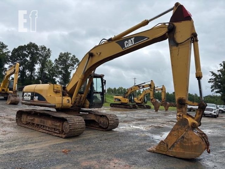 caterpillar-320cl-image-5