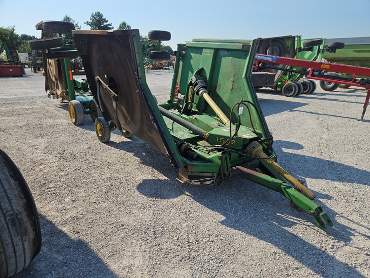john-deere-1517-image-1