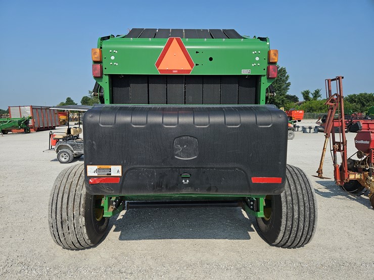 2019-john-deere-560m-image-7