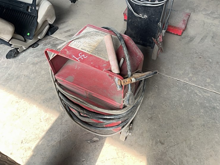 lincoln-225-arc-welder-image-2