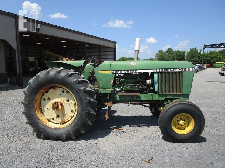 john-deere-2940-image-1