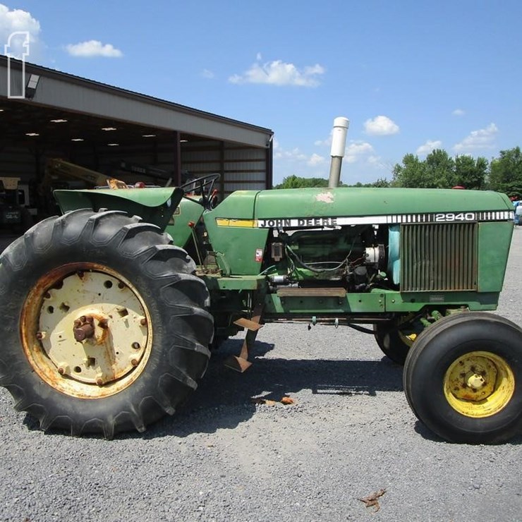 JOHN DEERE 2940