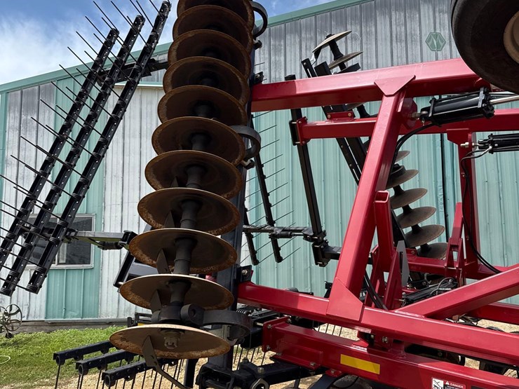 2012-case-ih-340-image-30