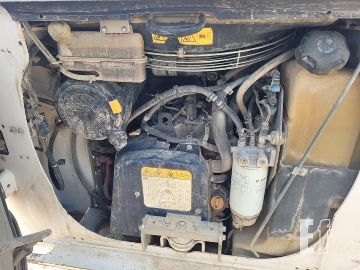 2021-bobcat-s64-image-14