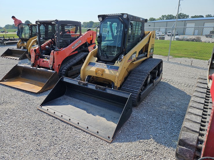 2004-caterpillar-277-image-25