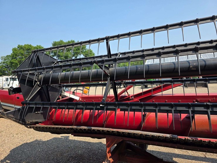 ih-model-1020-bean-head,-25’-wide,-bolt-on-sections,-comes-with-4-wheel-header-trailer,-9.5l-14-tire-image-5