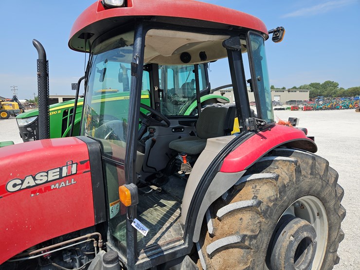 2009-case-ih-farmall-95-image-5