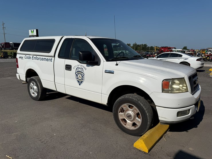 2004-ford-f150-image-1