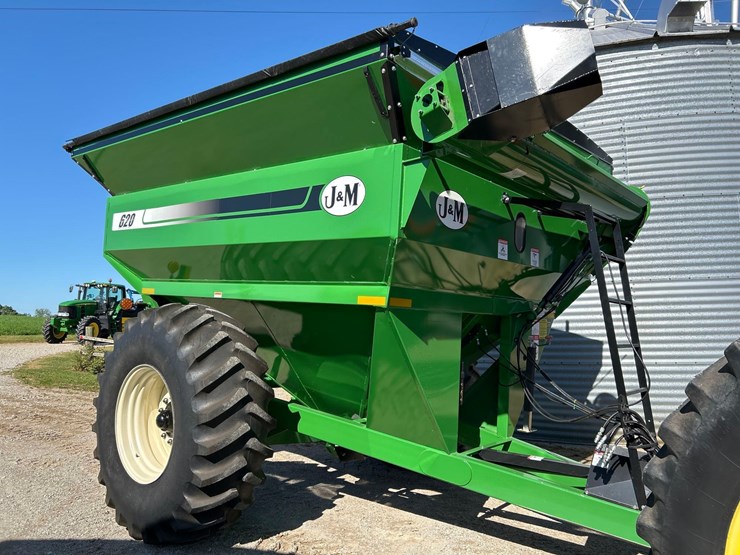 2013-j-and-m-620-14-grain-cart-image-1
