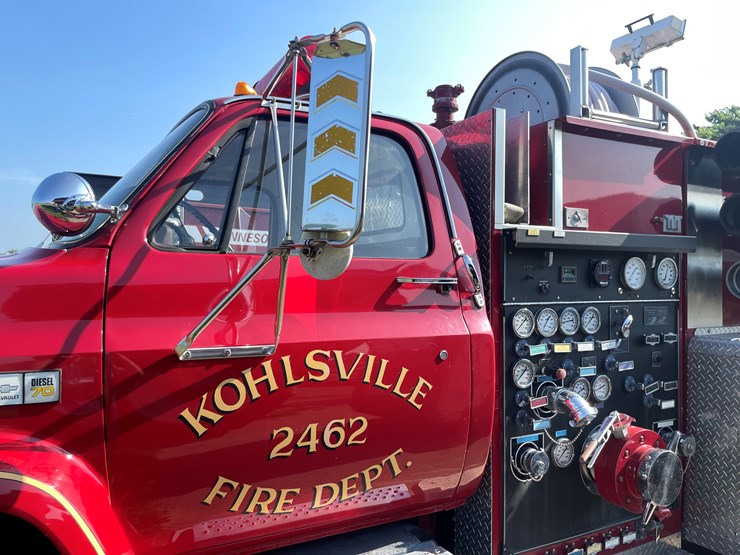 #1017-•-1985-retired-firetruck-(has-wi-title)-image-65