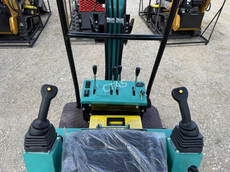 #112-•-cfg-industrial-mini-excavator-image-5