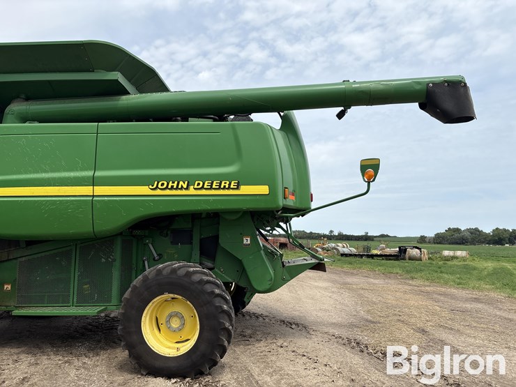 2001-john-deere-9650-sts-image-15