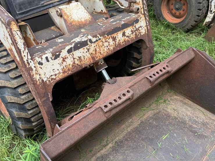 bobcat-642b-image-12
